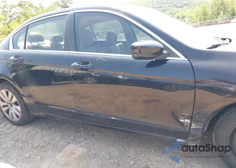 2011 Honda Accord 2.4 Ex-L z USA, uszkodzony, nr VIN 1HGCP2F80BA066449